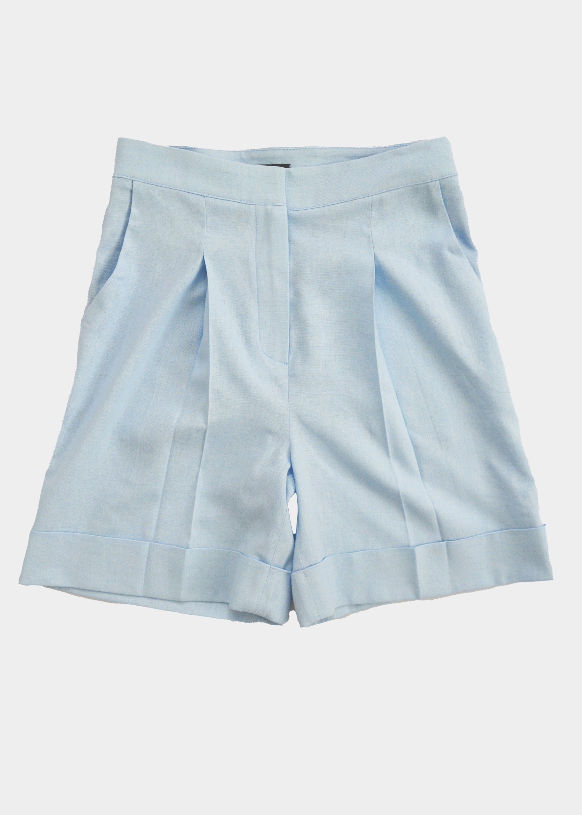 PLEATED LINEN BABY BLUE BERMUDA SHORTS